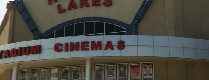 Houston Lakes Stadium Cinemas 10 is one of Paul : понравившиеся места.