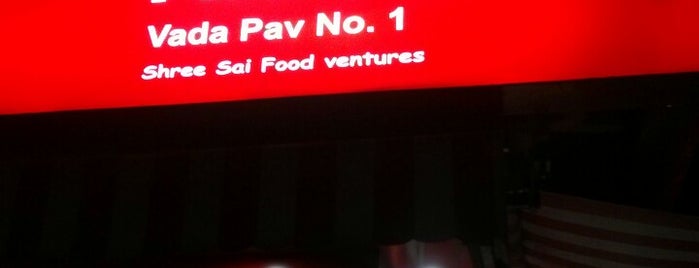 GOLI VadaPav is one of Nanna Bengaluru---Places where I love to eat.