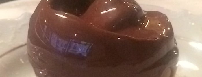 Mendel's Chocolatier is one of Burakさんの保存済みスポット.