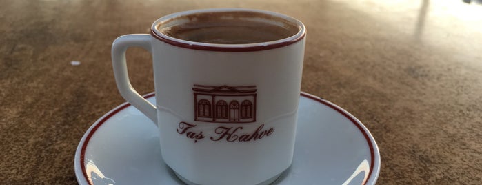 Taş Kahve is one of Tempat yang Disimpan Burak.