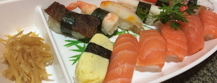 Midori Sushi is one of Restaurantes.