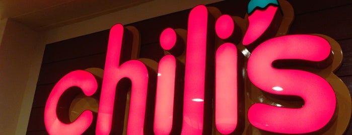 Chili's Grill & Bar is one of Locais curtidos por Angelika.