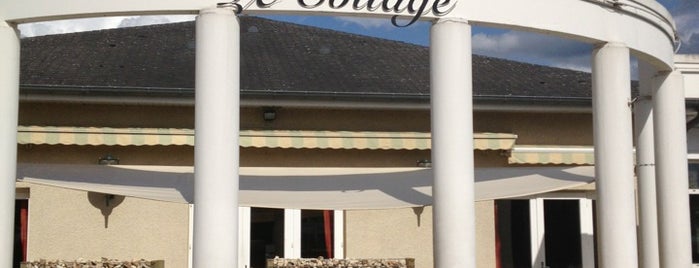 Le Cottage is one of Hotel.