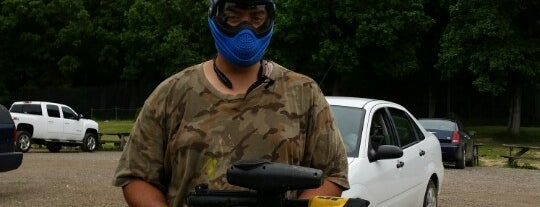 Badlandz Paintball Field is one of Chrisさんのお気に入りスポット.
