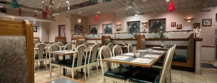 Martino's Italian Cuisine & Pizzeria is one of food joints.