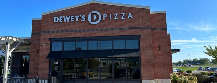 Dewey’s Pizza is one of St. Louis To-Do.