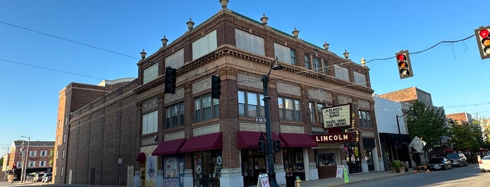 Lincoln Theater is one of Regular spots.