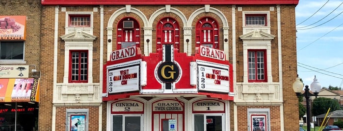 Grand Theater is one of things to do in du quoin..