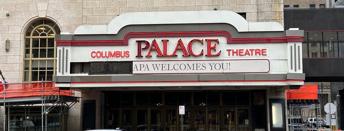 Palace Theatre is one of Locais curtidos por Kristopher.