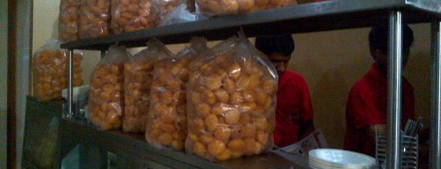 Manisha Bhel Panipuri Snacks Center is one of The 15 Best Places for Masala in Pune.