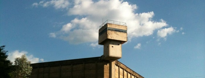 Penitenciaria I de Avare is one of Lieux qui ont plu à Marlon.