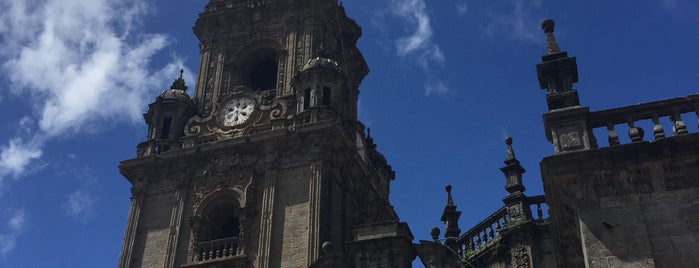 Catedral de Santiago de Compostela is one of สถานที่ที่ Vanessa ถูกใจ.