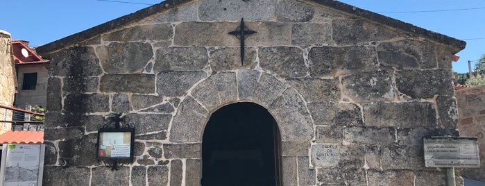 Capela De Santa Marta is one of Locais curtidos por Vanessa.