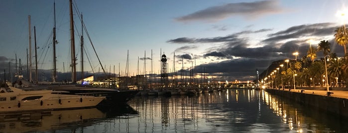 Port de Barcelona is one of Lieux qui ont plu à Vanessa.