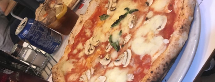 NAP Neapolitan Authentic Pizza is one of Tempat yang Disukai Vanessa.