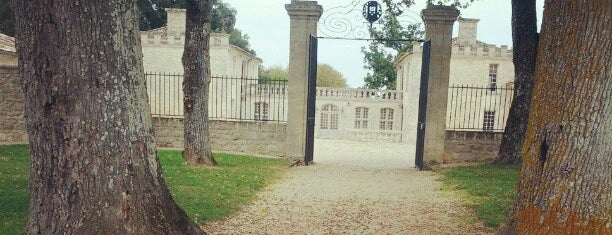 Château de Ferrand is one of Bordeaux Perigord.