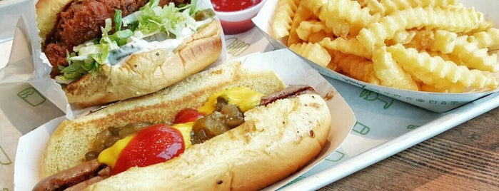 Shake Shack is one of The 15 Best Places for Hot Dogs in Austin.