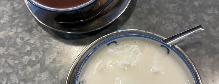 深深甜品 is one of 香港.