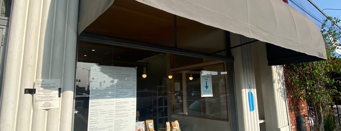 Blue Bottle Coffee is one of Kimmieさんの保存済みスポット.