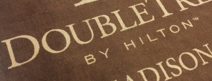 DoubleTree by Hilton Madison Downtown is one of Locais curtidos por Niku.
