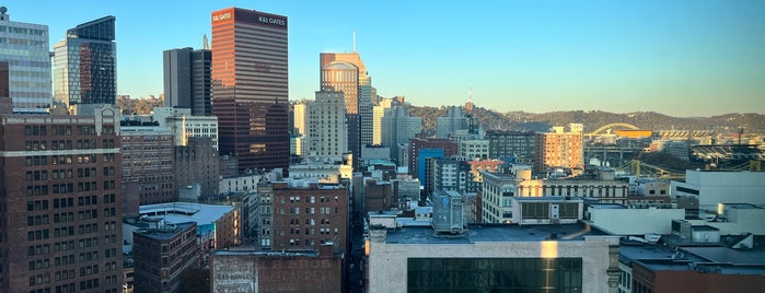 The Westin Convention Center, Pittsburgh is one of Lugares favoritos de Christopher.