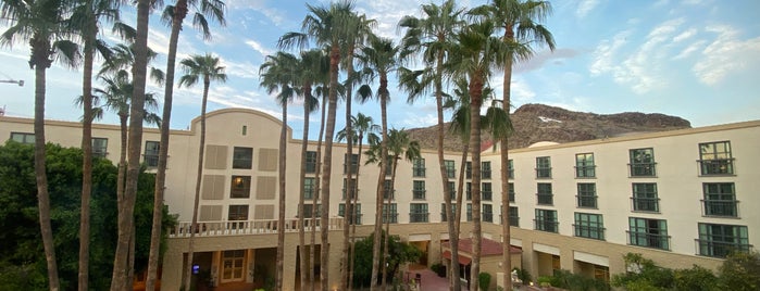 Tempe Mission Palms Hotel and Conference Center is one of Tempat yang Disukai Mustafa.