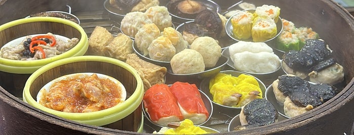 Restaurant Ful Lai Dim Sum (富涞饱饺点心茶楼) is one of Guide to Kepong Spots.