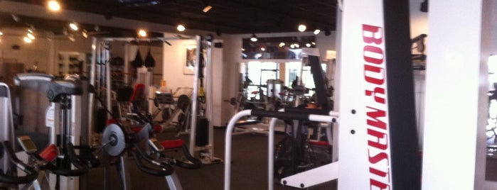 Park Cities Personal Training is one of Lugares favoritos de John.