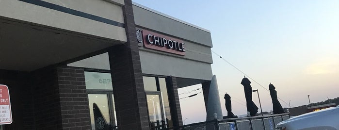 Chipotle Mexican Grill is one of Kansas City, USA.