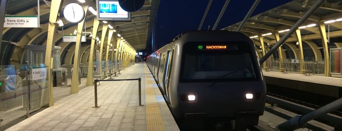 Haliç Metro İstasyonu is one of İstanbul.