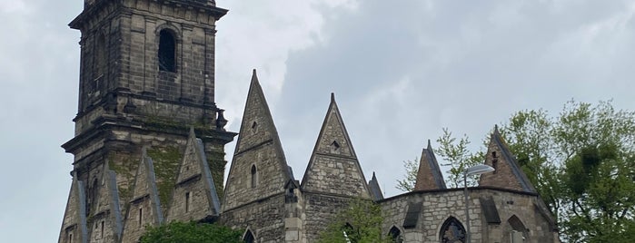 Aegidienkirche is one of Tempat yang Disukai Michael.