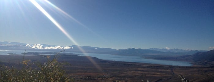 Mono Lake Viewpoint is one of Tempat yang Disukai eric.