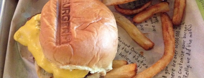 BurgerFi is one of Aaron : понравившиеся места.