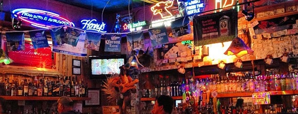 Viking Lounge & Pull Tabs is one of Tempat yang Disukai Juan.