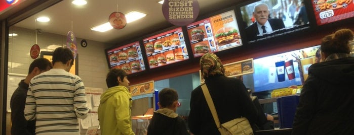 Burger King is one of Orte, die Mfiliz gefallen.