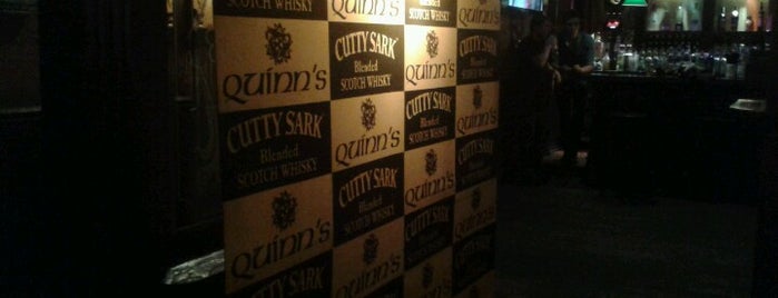 Quinn's Irish Pub is one of Mi barrio.