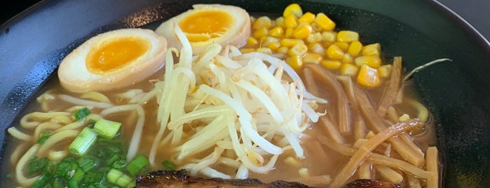 Kenji's Ramen Grill is one of Rosanaさんのお気に入りスポット.