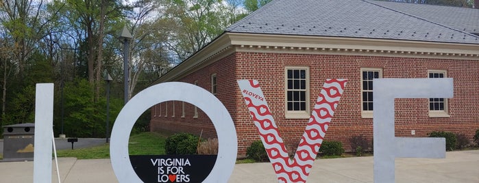 Virginia Welcome Center is one of Road Trip.