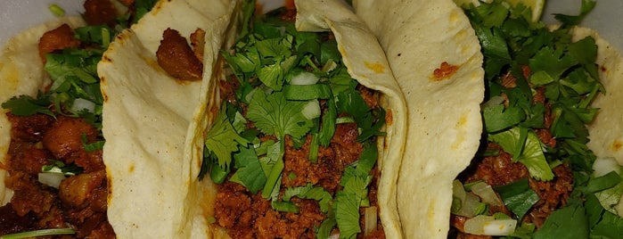 El Rey Del Taco Taqueria is one of Triangle Food Trucks.