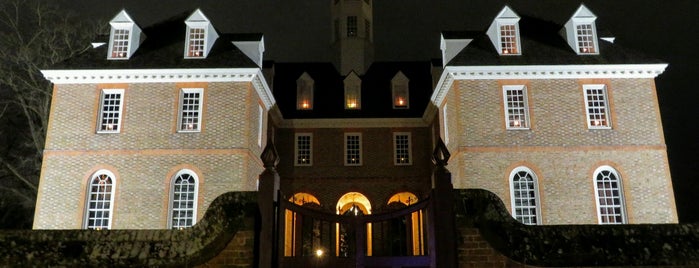 Spooks and Legends Haunted Tours is one of Williamsburg Va.