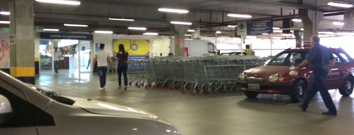 Walmart is one of Goiânia 2012.