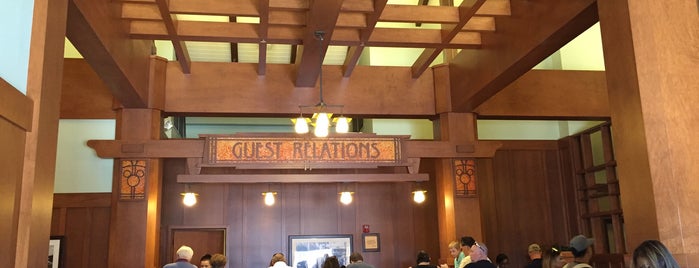 Marketplace Guest Relations is one of Disney Springs.