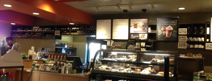 Starbucks is one of Orte, die Ishka gefallen.
