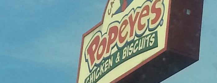 Popeyes Louisiana Kitchen is one of Tempat yang Disukai Rondo.