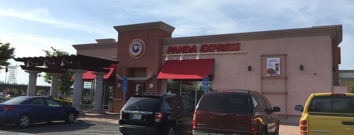 Panda Express is one of Orte, die Connie gefallen.