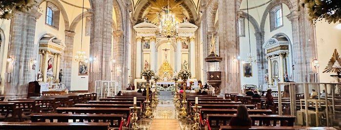 Catedral Metropolitana de la Asunción de María is one of Mexico City must sees.