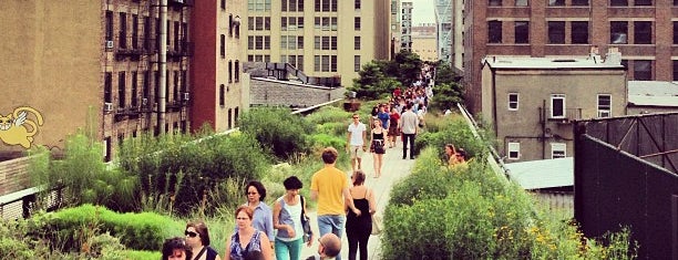 High Line is one of Nyc to do to eat.