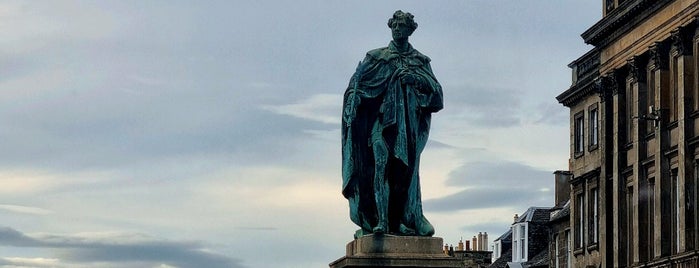 George IV Monument is one of Things to see in Edinburgh.