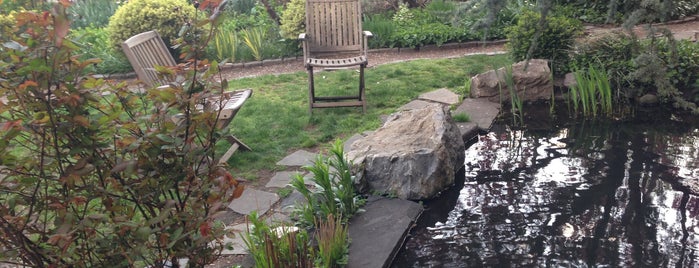 Liz Christy Community Garden is one of Lugares favoritos de Erik.