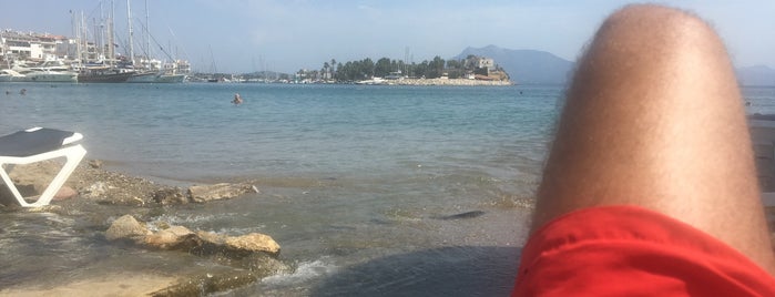 Taşlık Beach Restaurant is one of Lugares favoritos de Hasret.